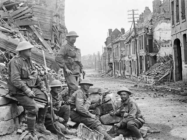 WWI soldiers at Peronne, France