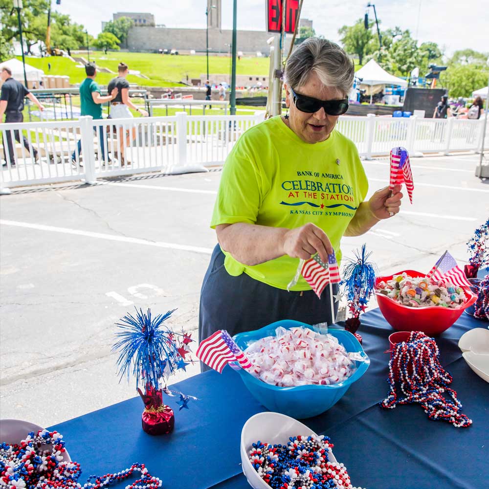 woman volunteering